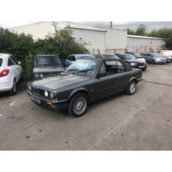 BMW E30 320i Convertible -...