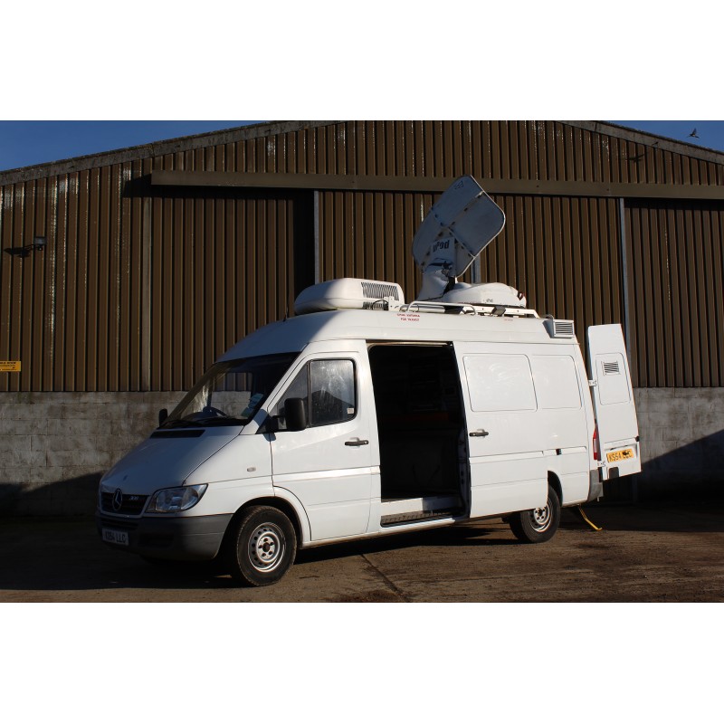 Mercedes Sprinter OB Van - 2004